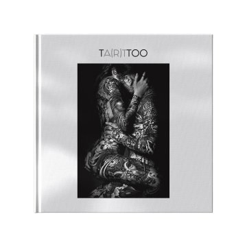 Ta(r)ttoo Black White Table Book